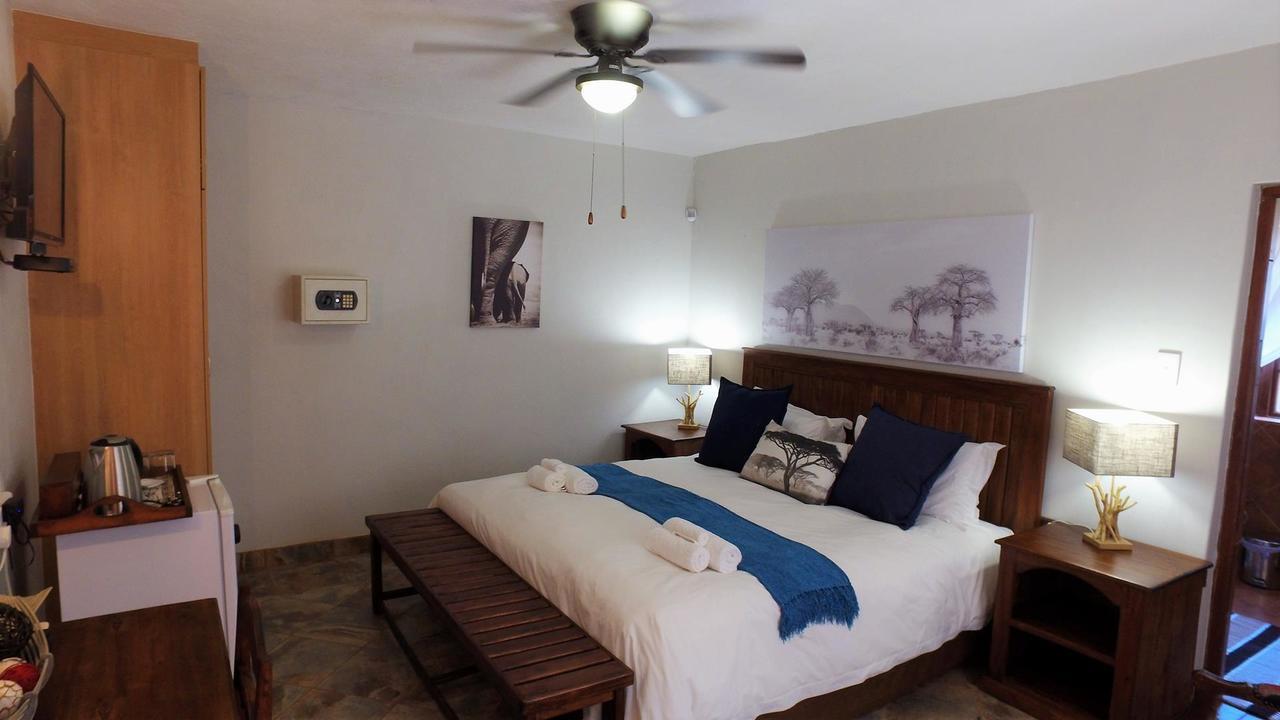 Beyond The Boma Boutique Guesthouse Марлот-Парк Экстерьер фото