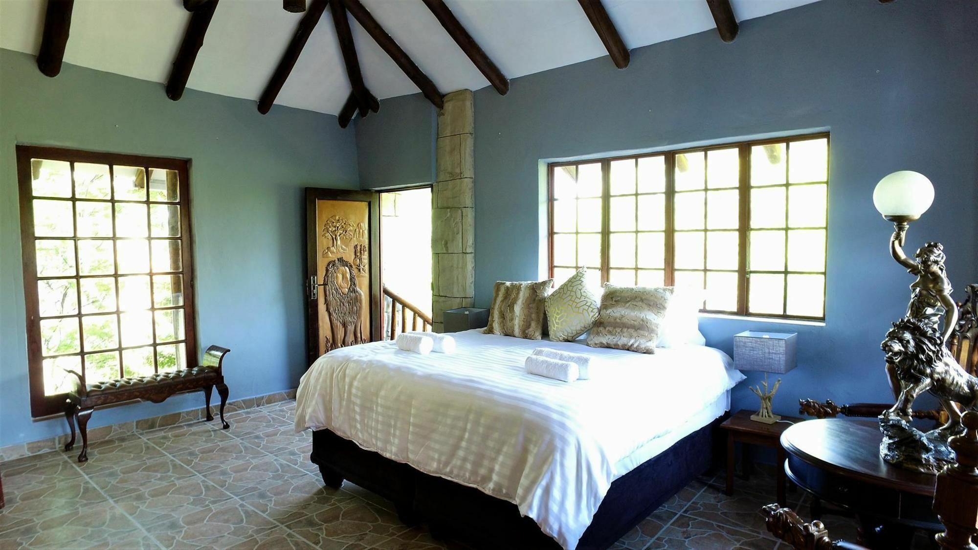Beyond The Boma Boutique Guesthouse Марлот-Парк Экстерьер фото